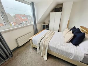 Bedroom- click for photo gallery